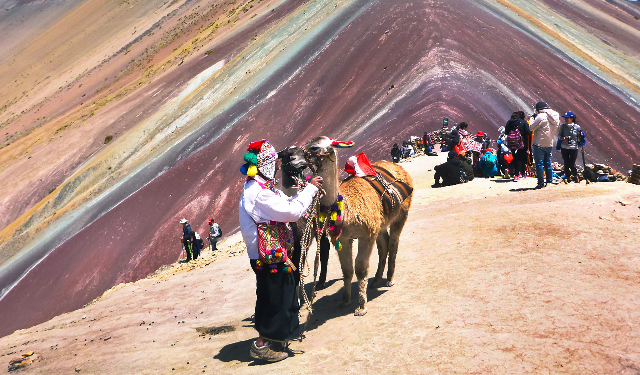 Rainbow-Mountain-Hike-Cusco (1)